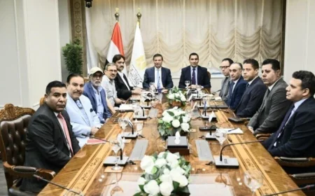 وزير الزراعة ووزير الرياضة يناقشان مع مسؤولي الهيئة العامة لسباق الخيل استراتيجيات تطوير القطاع وتحقيق التميز