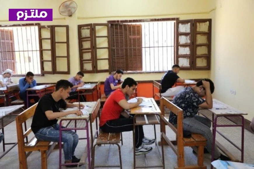 التعليم تفتح تحقيقًا في ظهور صور امتحانات الدراسات بالقاهرة والهندسة بالجيزة