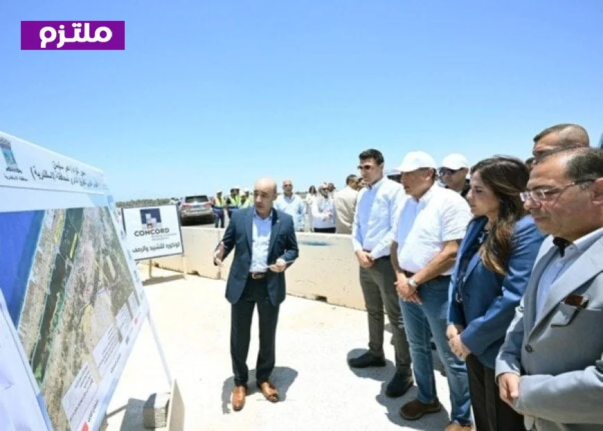 رئيس الوزراء يقوم بجولة تفقدية لمشروع محور اللواء عمر سليمان في الإسكندرية