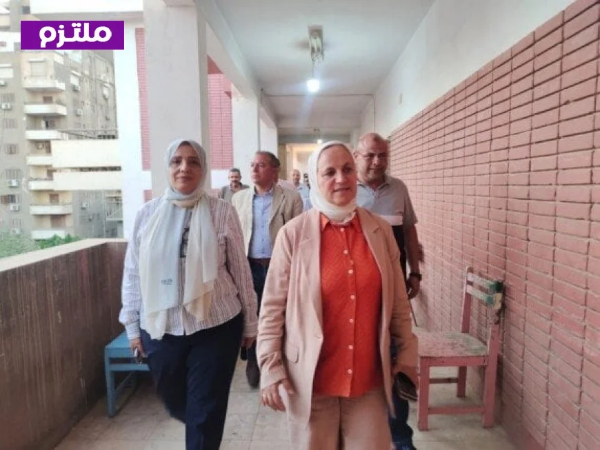 مدير تعليم القاهرة تقوم بجولة تفقدية للجان الشهادة الإعدادية في عابدين وتؤكد على الالتزام بضوابط الامتحانات