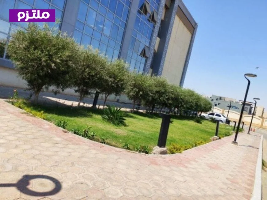 مستشفى بدر الجامعي يحتفل باليوم العالمي للبيئة ويعزز التزامه بالاستدامة والمسؤولية المجتمعية مع صور مميزة