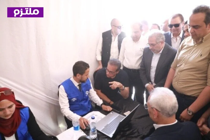 وزير الصحة يواصل متابعة تسجيل المواطنين في نظام التأمين الصحي الشامل بمحافظة المنيا