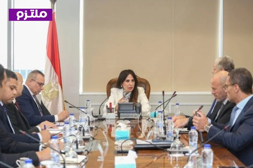 وزيرة الإسكان تراقب سير تسليمات منطقة الأعمال المركزية بالعاصمة الجديدة ومعدل تنفيذ أبراج الداون تاون بالعلمين الجديدة