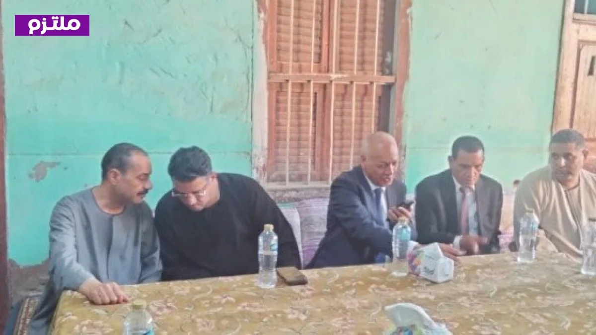 عزاء موحد في نجع عزوز بحضور مصطفى بكري يؤكد التلاحم المجتمعي ويبعث رسائل قوية للتهدئة