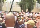 شعب تنزانيا يحتشد لاستقبال الرئيس السيسي لحظة وصوله بالفيديو