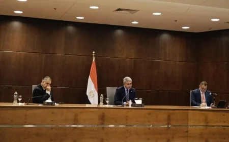 وزير السياحة يؤكد ضرورة حصول الشقق الفندقية على الترخيص قبل التشغيل