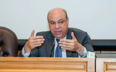 وزير الطيران المدني يطلق ورشة عمل لإعداد أول دراسة جدوى وطنية وفق المعايير الدولية