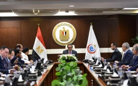 وزير الصحة يتعهد بعدم التهاون في مواجهة التعديات والمشادات بأقسام الطوارئ