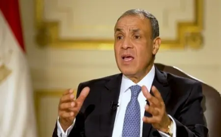 وزير الخارجية يؤكد لموقع بلومبرج أن مصر تعمل على إيجاد حل دبلوماسي بين واشنطن وطهران