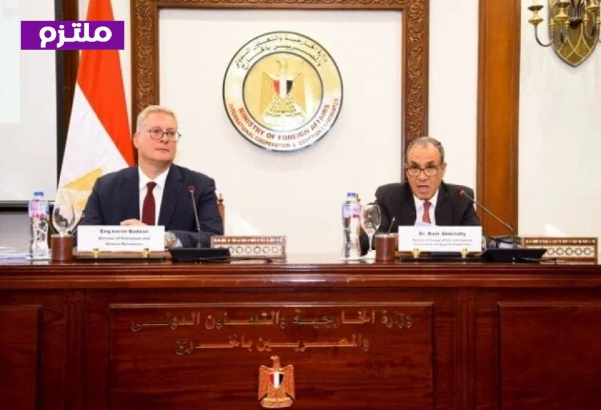 وزير الخارجية ووزير البترول يناقشان مع سفراء الدول الأجنبية فرص استثمارية واعدة في الطاقة والثروة المعدنية