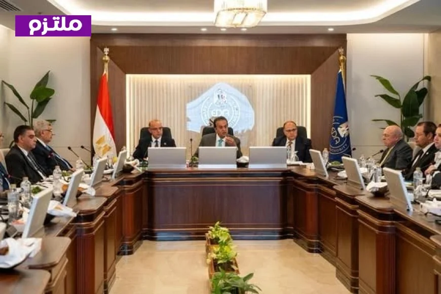 هيئة الدواء تكشف عن المخزون الاستراتيجي ورؤية الاكتفاء الذاتي من المستحضرات الحيوية