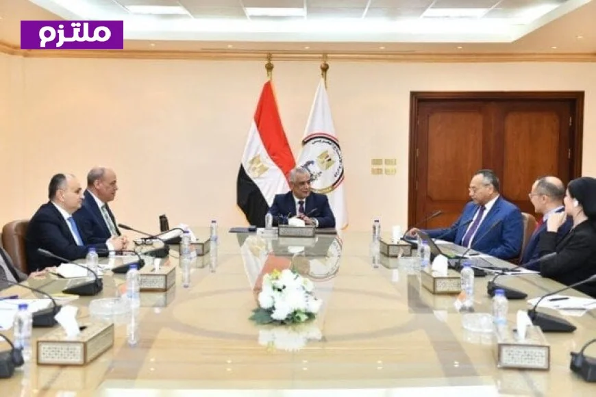 وزير الإنتاج الحربي يناقش سبل التعاون مع شركة إنتل العالمية في مجالات الذكاء الاصطناعي والبرمجيات
