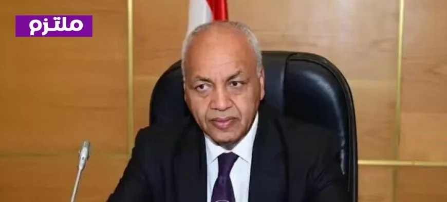 مصطفى بكري يقدم واجب العزاء للواء أركان حرب تامر الرفاعي في وفاة والدته