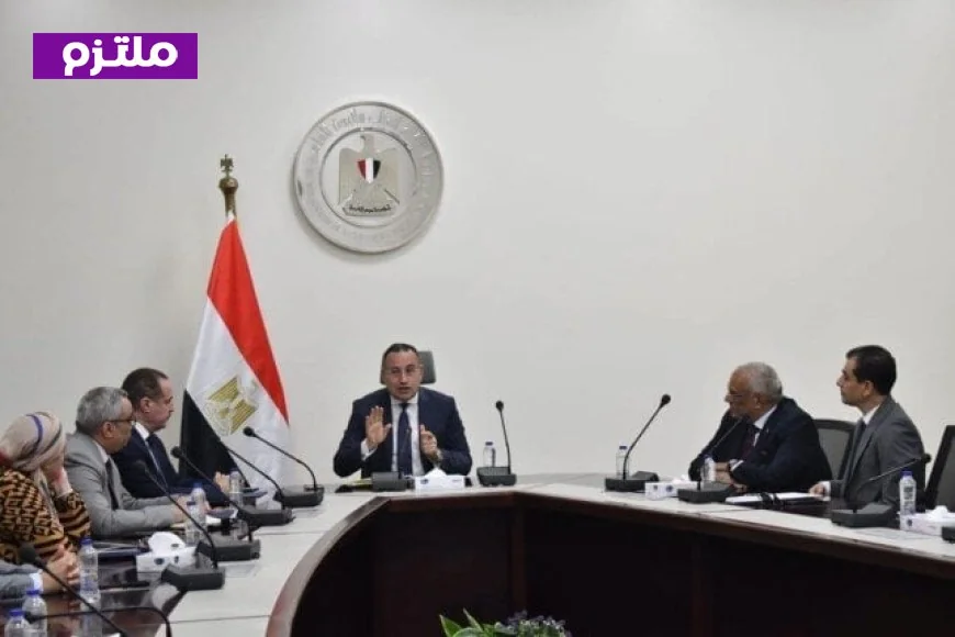وزير التعليم العالي يدعو الجامعات لإطلاق قوافل ثقافية إلى المحافظات الحدودية