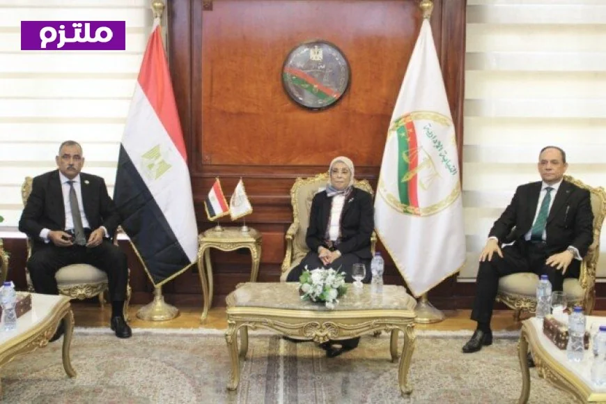 رئيسة النيابة الإدارية تستقبل مجلس نادي المستشارين في زيارة تهنئة بتوليها رئاسة الهيئة