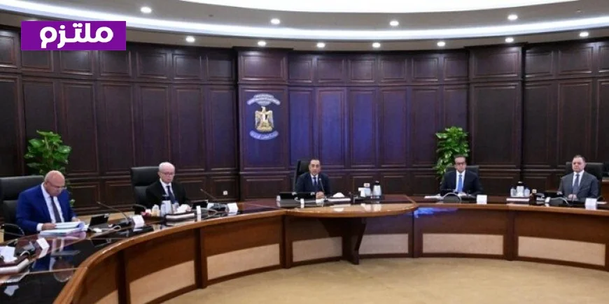 مدبولي يؤكد بدء تنفيذ توجيهات الرئيس لتعزيز دعم العمالة غير المنتظمة والمهن الحرة