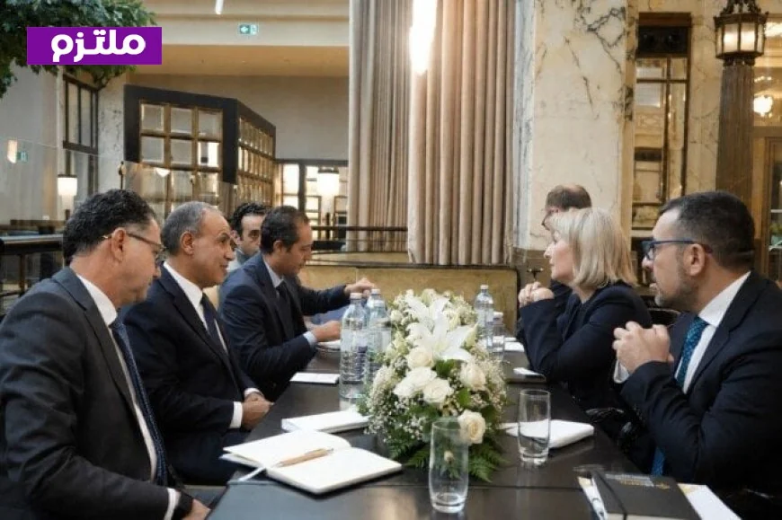 وزير الخارجية يناقش مستقبل سياسات الهجرة مع المدير العام للمركز الدولي للتطوير