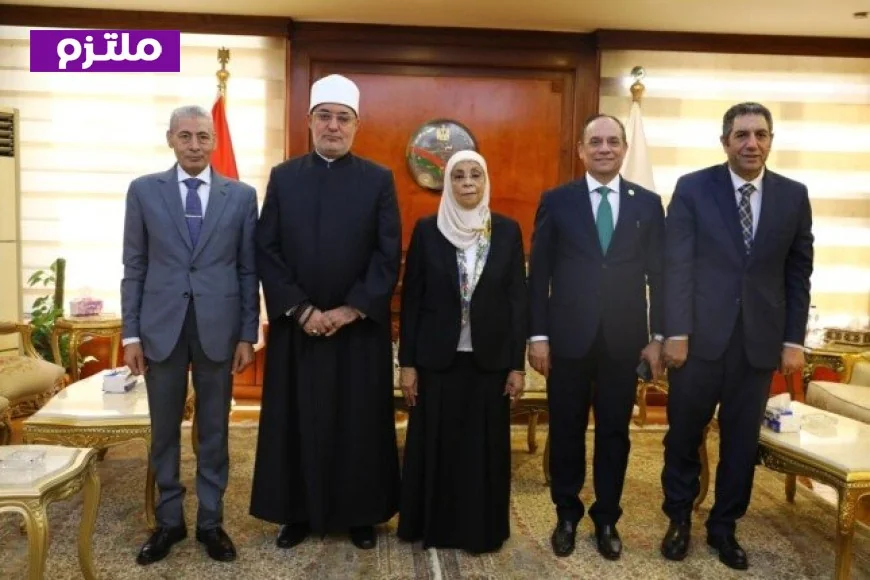 مفتي الجمهورية يقدم التهاني لرئيس النيابة الإدارية الجديدة ويشدد على أهميتها في حماية المال العام