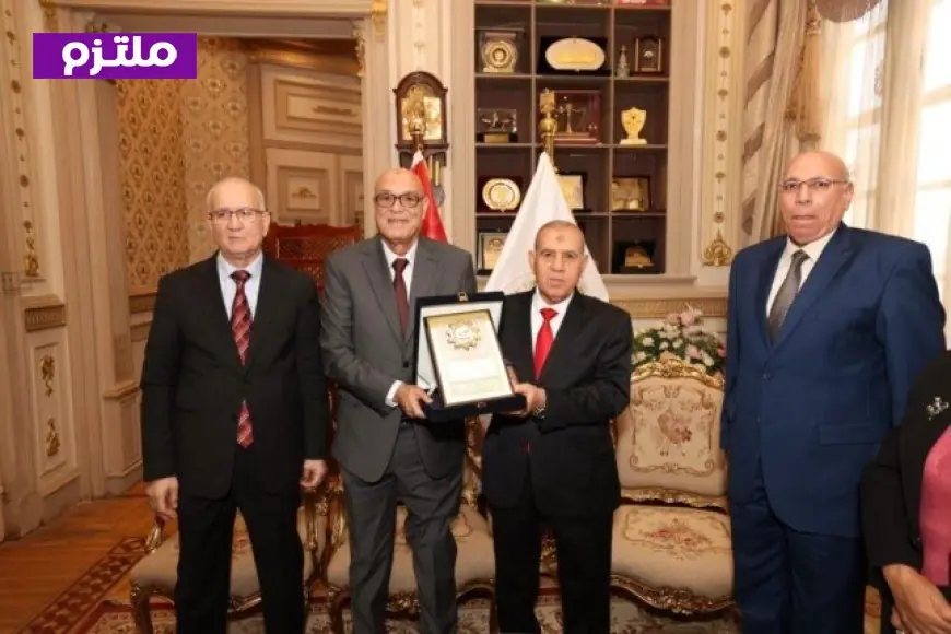 رئيس قضايا الدولة يهنئ رئيس محكمة النقض بمناسبة توليه منصبه الجديد