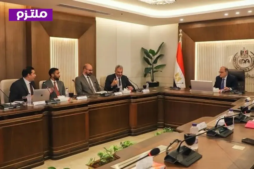 هيئة الدواء تعزز التعاون مع HVD لتحسين المستلزمات الطبية في البلاد