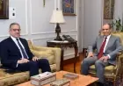 استعدادًا لمونديال الفروسية ابدأ الخدمات البيطرية بترقيم خيول الأهرامات باستخدام الشرائح الإلكترونية