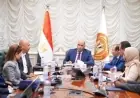 وزير العمل يراقب الاستعدادات لإطلاق نظام مبتكر لإدارة تصاريح عمل الأجانب