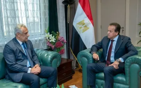 وزير الصحة ووزير الإنتاج الحربي يستعرضان أحدث التطورات في المشروعات القومية المشتركة