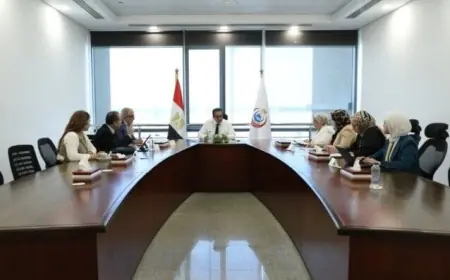 وزير الصحة يستعرض خطة التوسع في جراحات استبدال المفاصل باستخدام التقنية الروبوتية