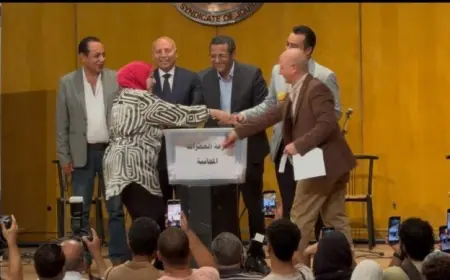 إعلان أسماء الفائزين بالعمرات المجانية في احتفالية المولد النبوي التي نظمتها نقابة الصحفيين
