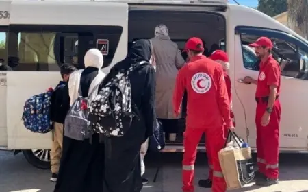 الجرحى الفلسطينيون يتوافدون إلى مصر لتلقي العلاج في الدفعة الـ 79 عبر معبر رفح