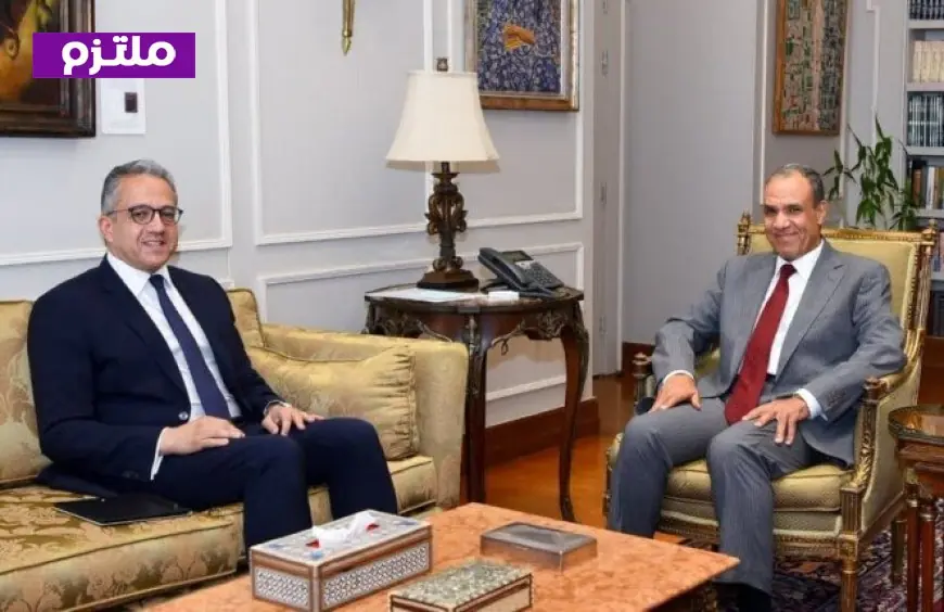 وزير الخارجية يتباحث مع مدير عام اليونسكو حول تعزيز التعاون في مجالات التعليم والثقافة