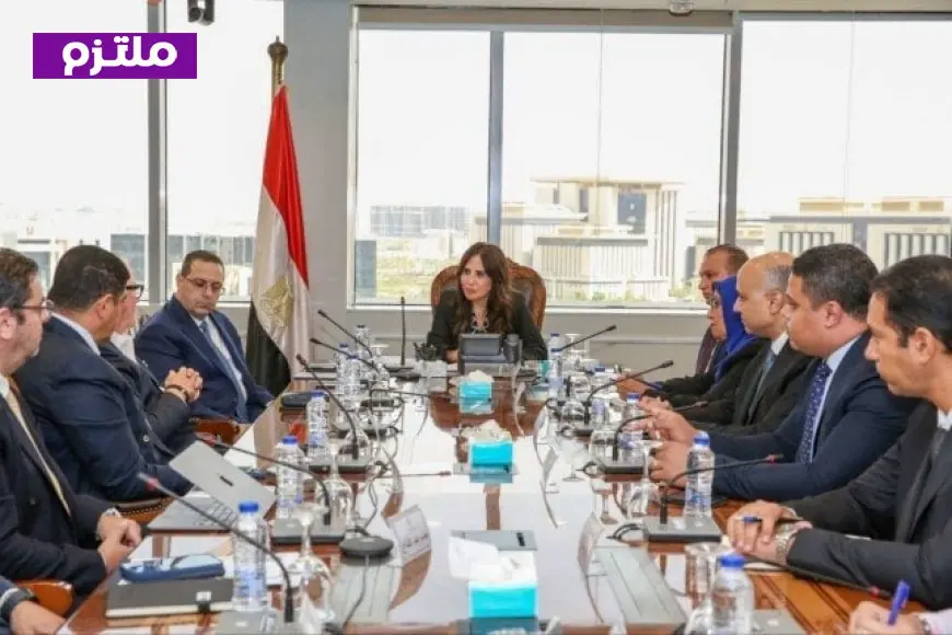 وزيرة الإسكان تستعرض تفاصيل مشروع برج فوربس العالمي في مصر وابراز أهميته التنموية