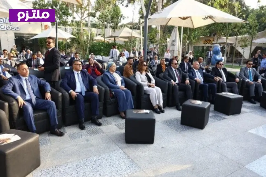 مديرة صندوق دعم الصناعات الريفية تسهم في إنجاح افتتاح بازار صعيد مصر للتنمية الاقتصادية