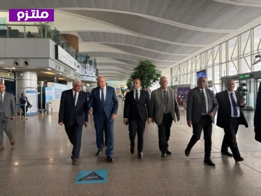 وزير الطيران يتفقد مطار القاهرة للتأكد من جاهزية الخدمات وسلاسة حركة الركاب