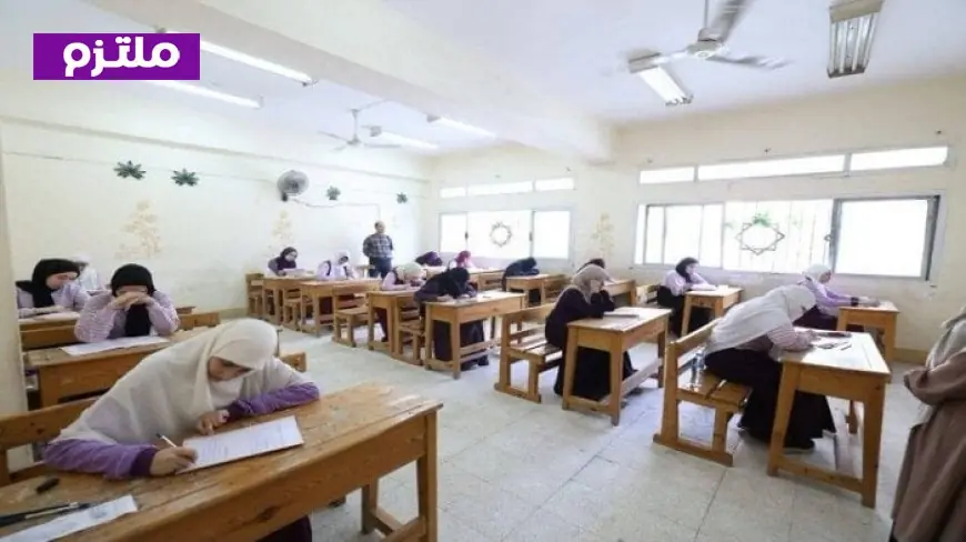 بدء امتحان الدور الثاني لطلاب الثانوية الأزهرية في المواد النحوية والتفسير بسهولة ويسر