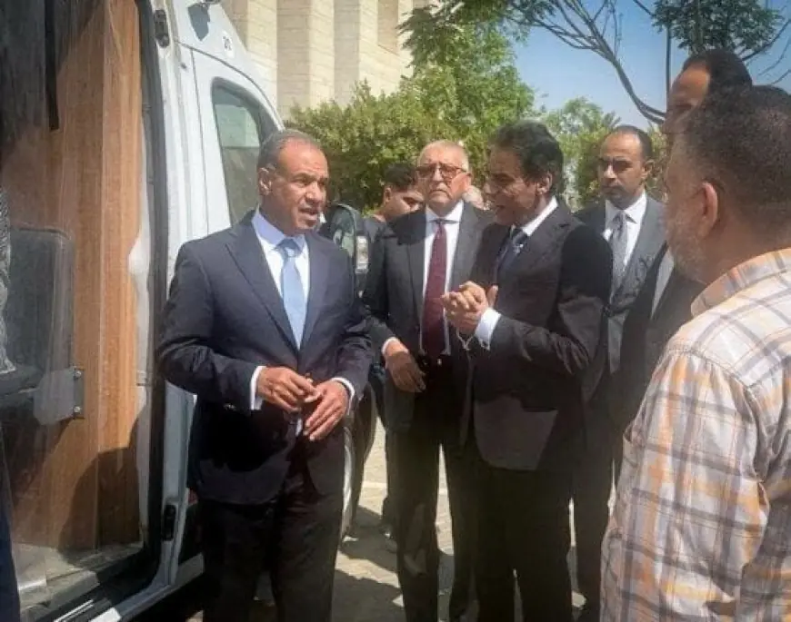 زيارة وزير الخارجية لمقر الوزارة بالعاصمة الجديدة وتعليمات بتعزيز رقمنة المعاملات القنصلية