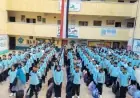 طلاب الصفوف الأولى في القاهرة يبدؤون الدراسة مع انطلاق العام الدراسي الجديد 2026-2027