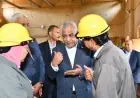 وزير الدولة للإنتاج الحربي يراقب سير العملية الإنتاجية ويشدد على ضرورة توفير بيئة عمل آمنة