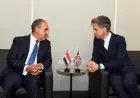 وزير الخارجية يبحث مع نظيره البريطاني تعزيز العلاقات الثنائية وأهم التطورات الإقليمية