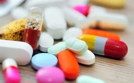 رئيس لجنة التصنيع الدوائي يوضح حقيقتين حول تغيير أسعار الأدوية في الصيدليات