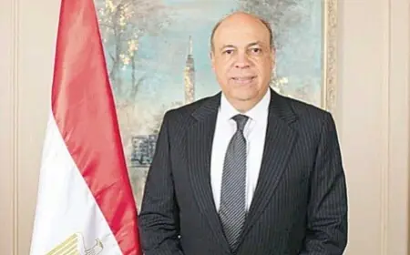 وزير الطيران يثني على جهود العاملين في القطاع ودور التعاون بين الكيانات في تحقيق النجاحات