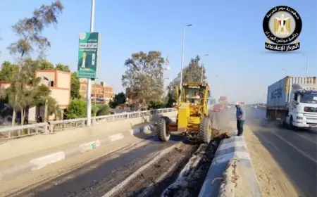 الانتهاء من إزالة الأسفلت المتضرر وبدء رصف طريق الخدمة في إيتاي البارود