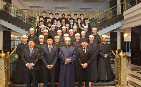 أمين مجمع البحوث الإسلامية يحتفل بتخرج طلاب بروناي دار السلام في جامعة الأزهر