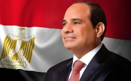 الرئيس السيسي يحتفل باليوم الأول لمنتدى مصر للتعدين بصورة تذكارية مع المشاركين ويزور المتحف الجيولوجي