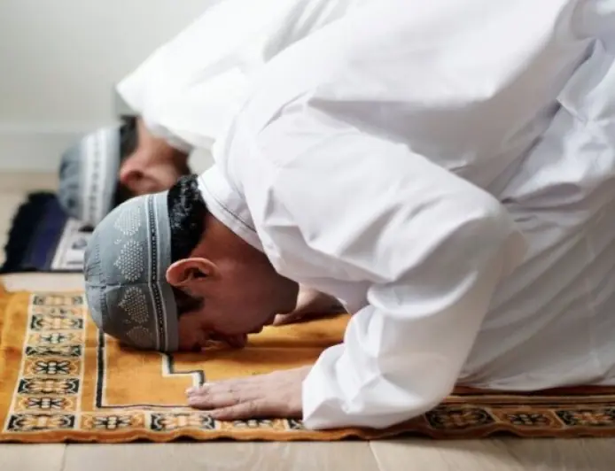 تعرف على موعد أذان الفجر ومواقيت الصلاة ليوم الثلاثاء 15 سبتمبر 2026