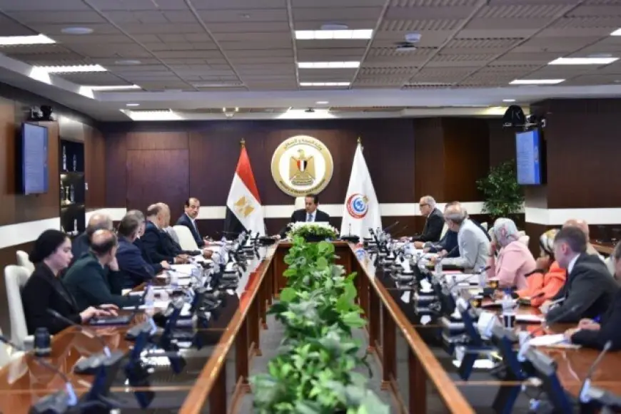 الصحة تعلن دراسة توفير العلاج لمستفيدين غير مشمولين بالتأمين الصحي في مستشفى العاصمة الجديدة