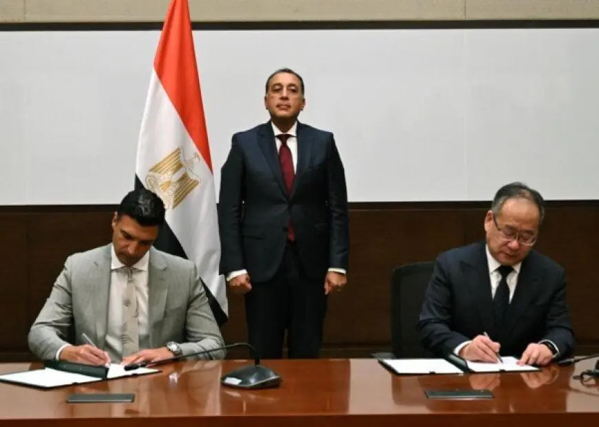 مصر والصين تتعاونان لإنشاء مجمع صناعي متكامل لإنتاج إطارات السيارات من خلال مذكرة تفاهم جديدة