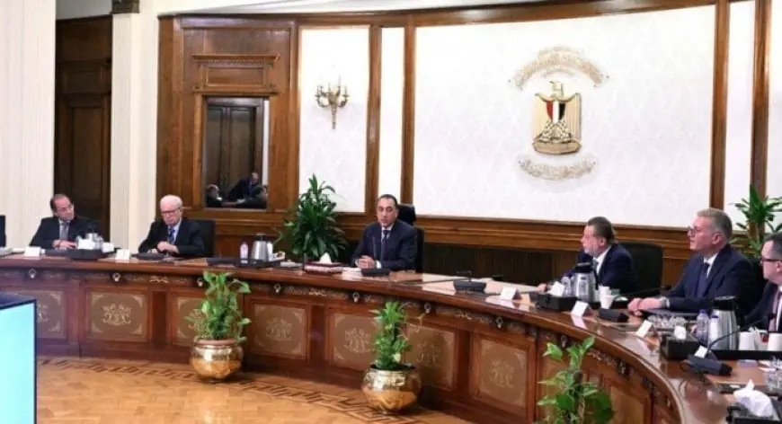 مصطفى بكري يؤكد أن توجيهات الرئيس لتخفيف أعباء المواطنين هي خطوة هامة ويتعين على الحكومة تنفيذها