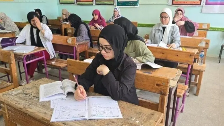 استعد للعام الدراسي الجديد واكتشف المواد الاختيارية للصف الثاني الثانوي بنظام البكالوريا