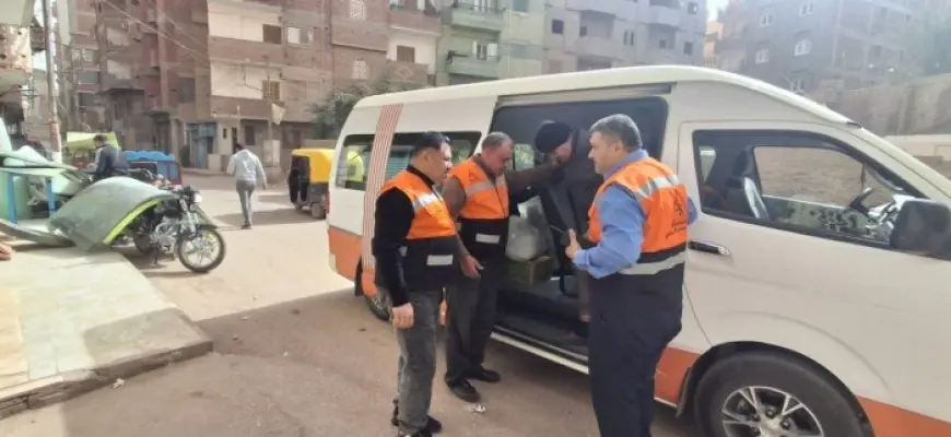 إنقاذ 3 أطفال أعمارهم 10 سنوات بعد فقدان والدتهم بسبب السرطان في قصة مؤثرة